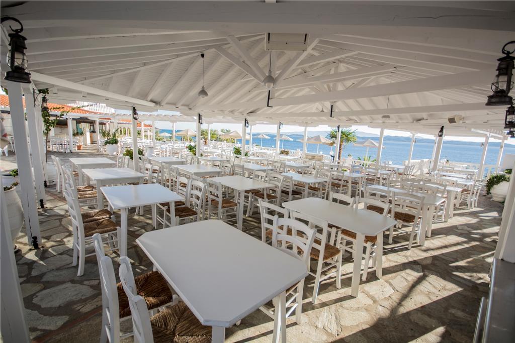 Hotel Akti Ouranoupoli Beach Resort Bagian luar foto