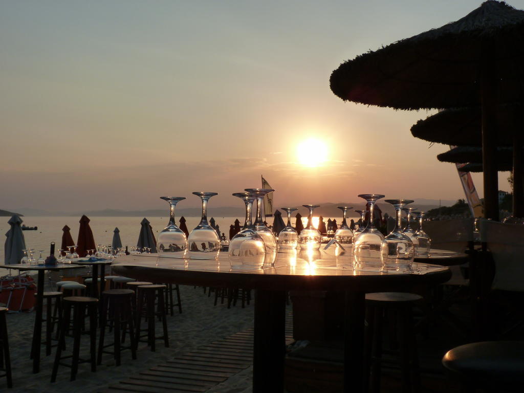 Hotel Akti Ouranoupoli Beach Resort Bagian luar foto